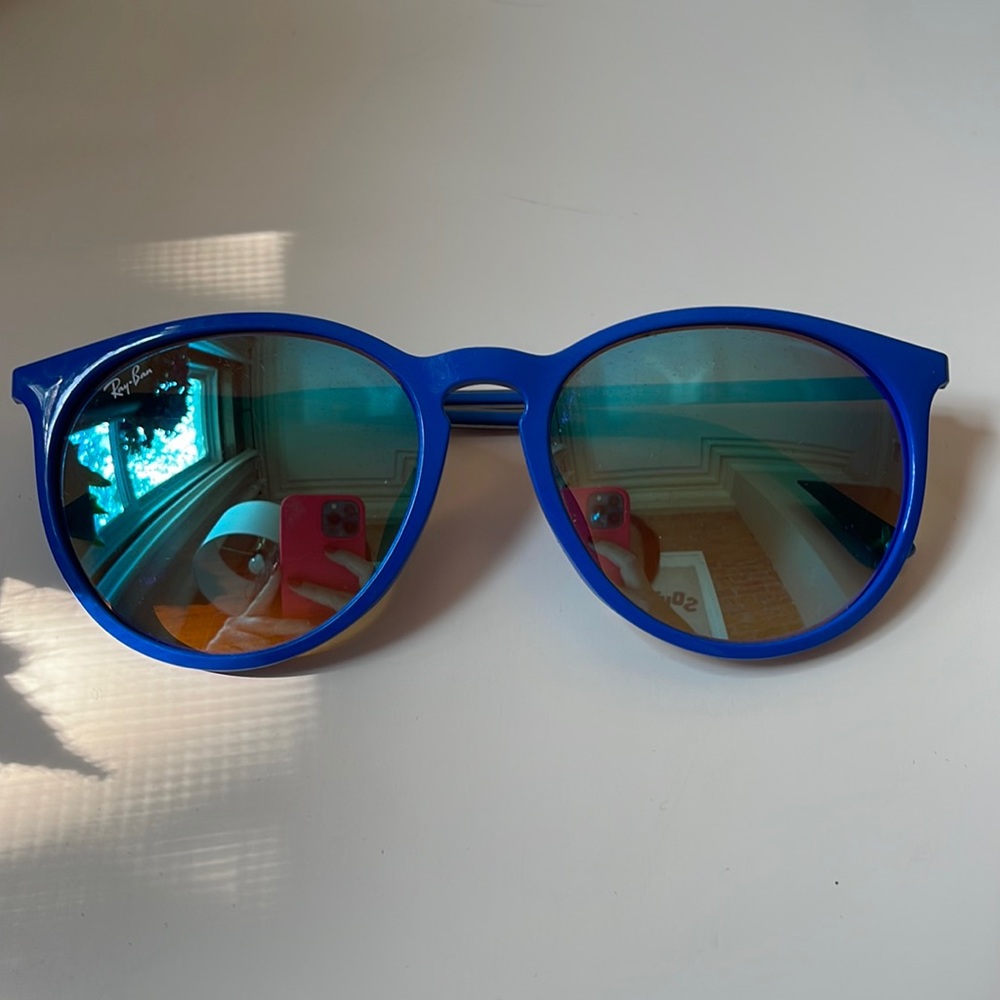 Blue Ray-Bans